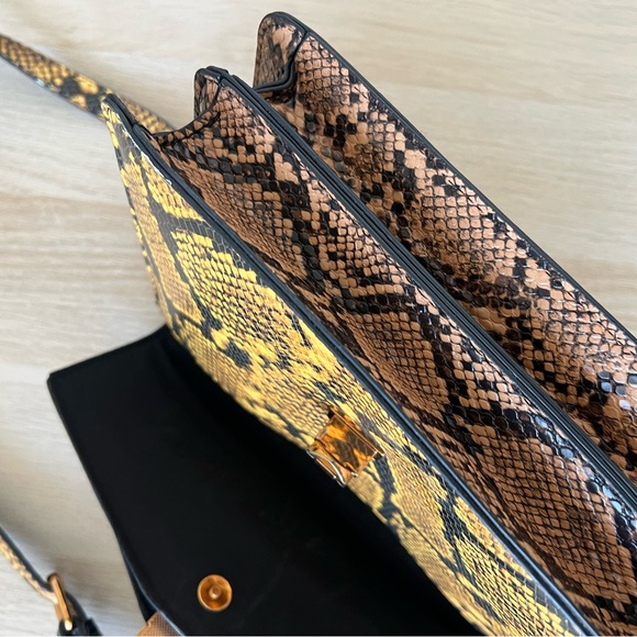 SNAKE PRINT CROSSBODY BAG - Picture 5 of 6